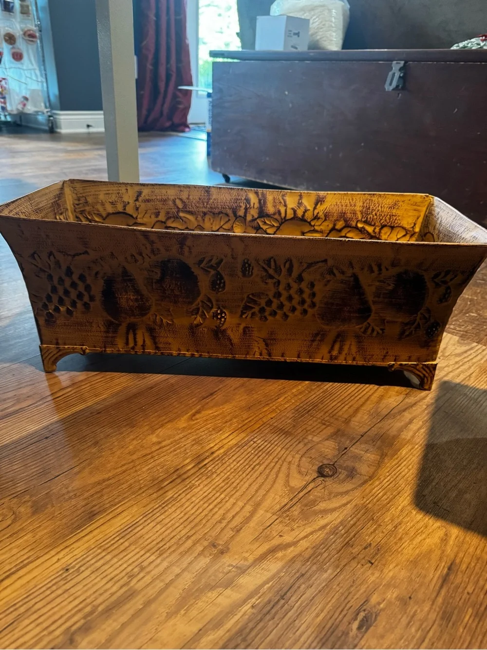 Antique-Style Gold Floral Metal Planter Set - Home Accents